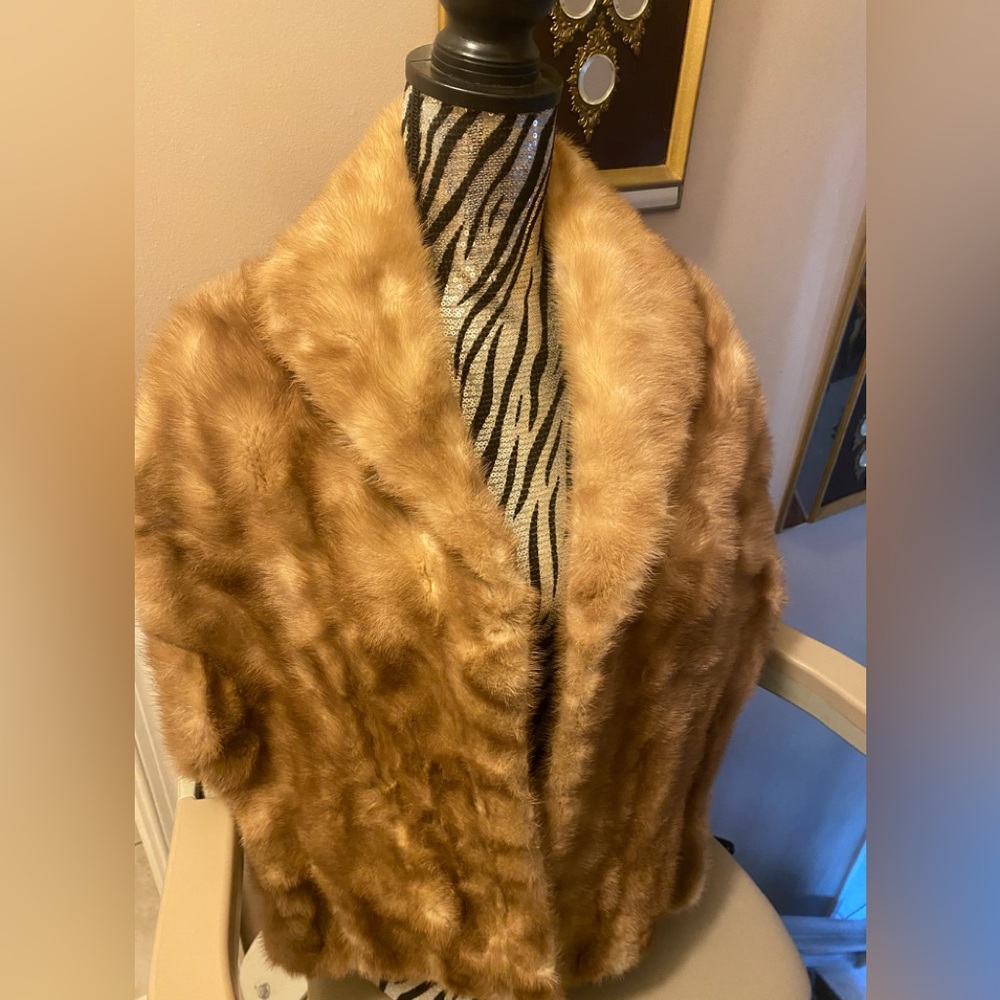 vintage fur stole /shawl